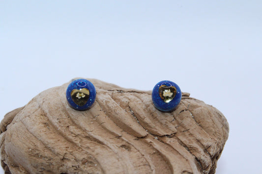 Blue Stud Earrings With Golden Heart And Queen Anne's Laces Flower